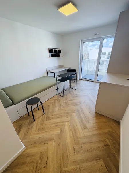 Dachgeschoss modern voll möbliert mit Aufzügen und EBK! — photo 1